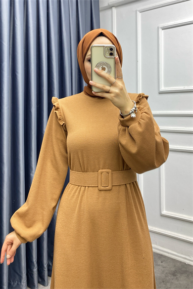 Omuzu Fırfır Detay Triko Elbise 