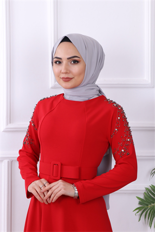 Omuzu İncili Elbise Kırmızı