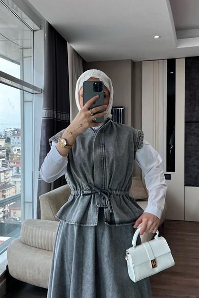 Önden Fermuarlı Denim Yelekli Etekli Takım