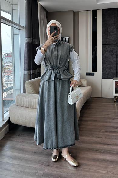 Önden Fermuarlı Denim Yelekli Etekli Takım