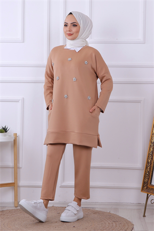 Önü Taş Detaylı Takım Camel