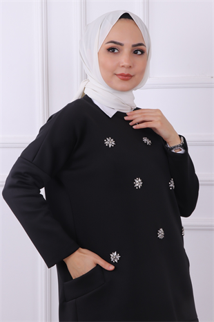 Önü Taş Detaylı Takım Siyah