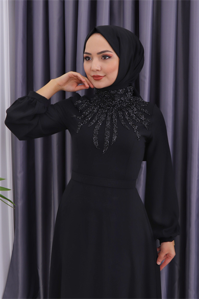 Önü Taşlı Abiye Siyah
