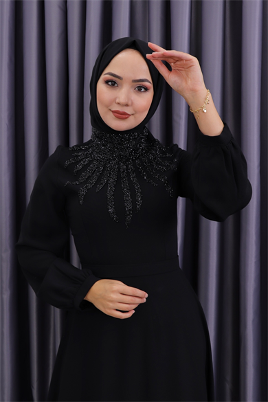 Önü Taşlı Abiye Siyah