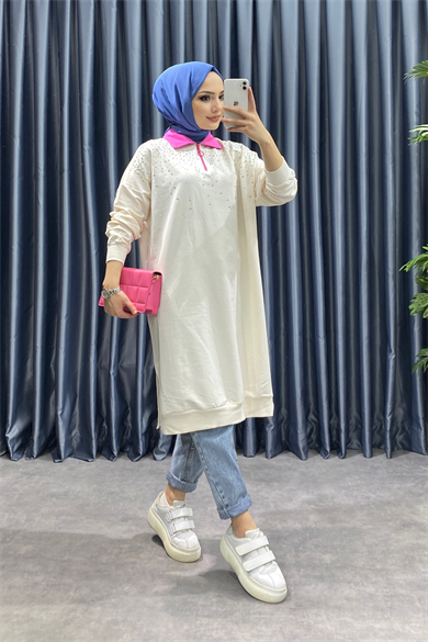 Polo Yaka Üzeri Taşlı Sweat Krem-Fuşya