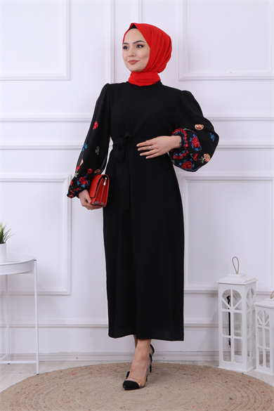 Şifon Kol Çicek İşlemeli  Elbise