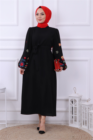 Şifon Kol Çicek İşlemeli  Elbise