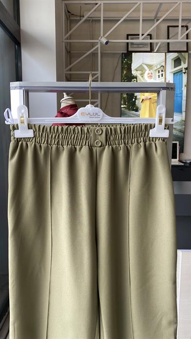 Süs Düğme Pat Detaylı Pantolon Yeşil  
