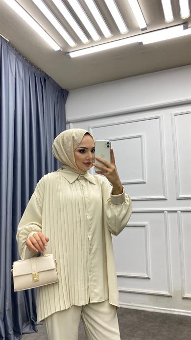 Tek Yanı Piliseli Takım Bej