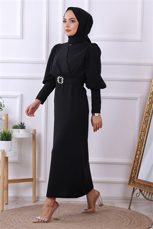 Kemeri Toka Detaylı Elbise Siyah