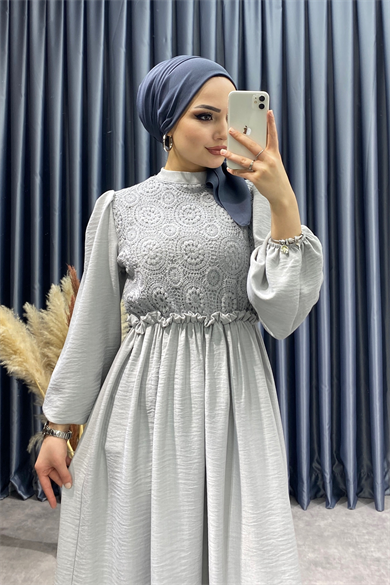Üzeri Dantel Elbise Gri