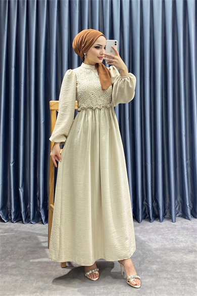 Üzeri Dantel Elbise Taş