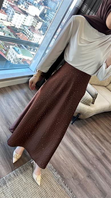 Üzeri Taşlı Saten Etek Kahverengi 