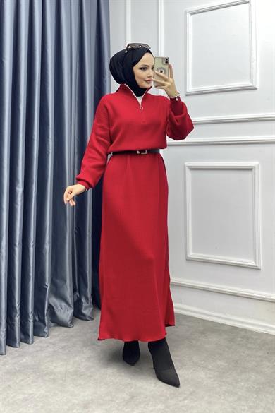 Yakası Fermuarlı Elbise Kırmızı