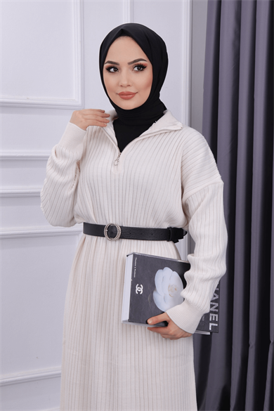 Yakası Fermuarlı Elbise Krem