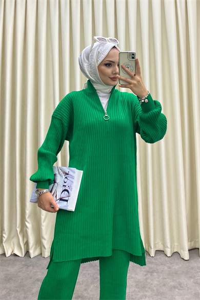 Yakası Fermuarlı Triko Takım Yeşil