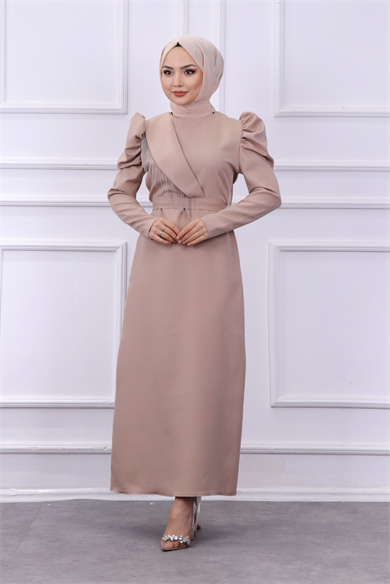 Zincir Detaylı Elbise 