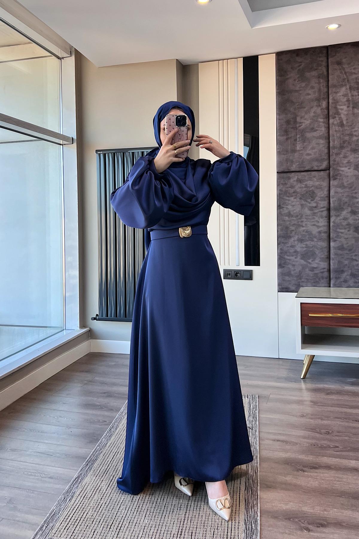 Kemerli Kuyruklu Saten Elbise LacivertDubaiShowroomELBİSELER01162 