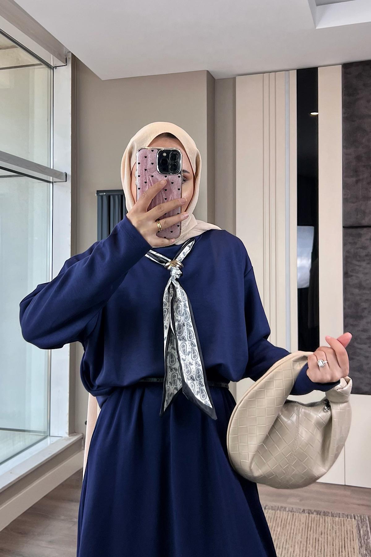 Fularlı Sweat LacivertDubaiShowroomÜST GİYİM70047