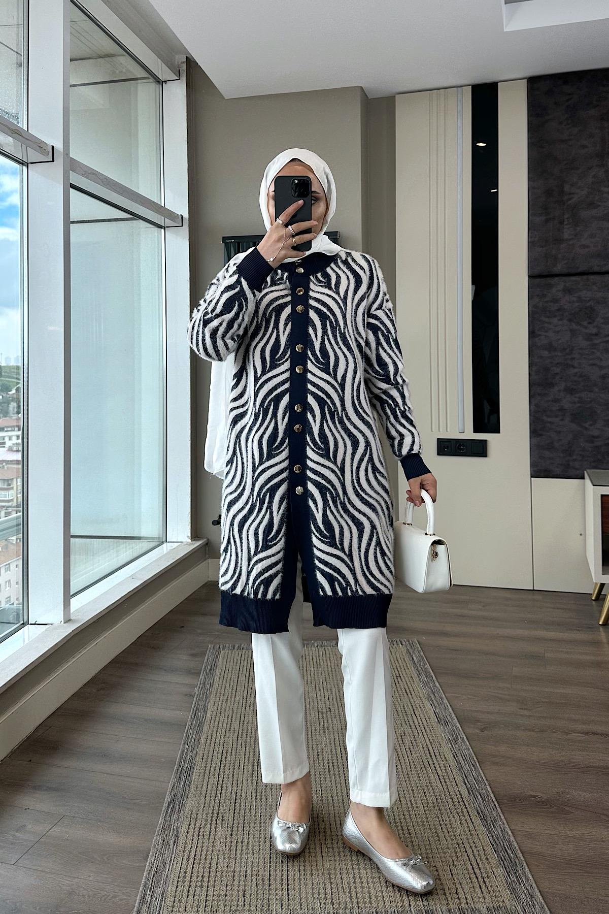 Zebra Desen Yumoş Hırka Lacivert DubaiShowroomDIŞ GİYİM08581