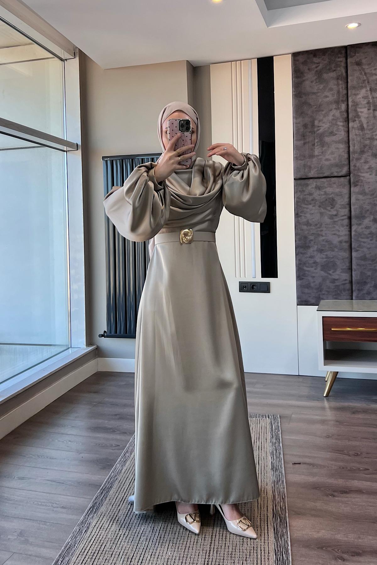 Kemerli Kuyruklu Saten Elbise VizonDubaiShowroomELBİSELER01162 