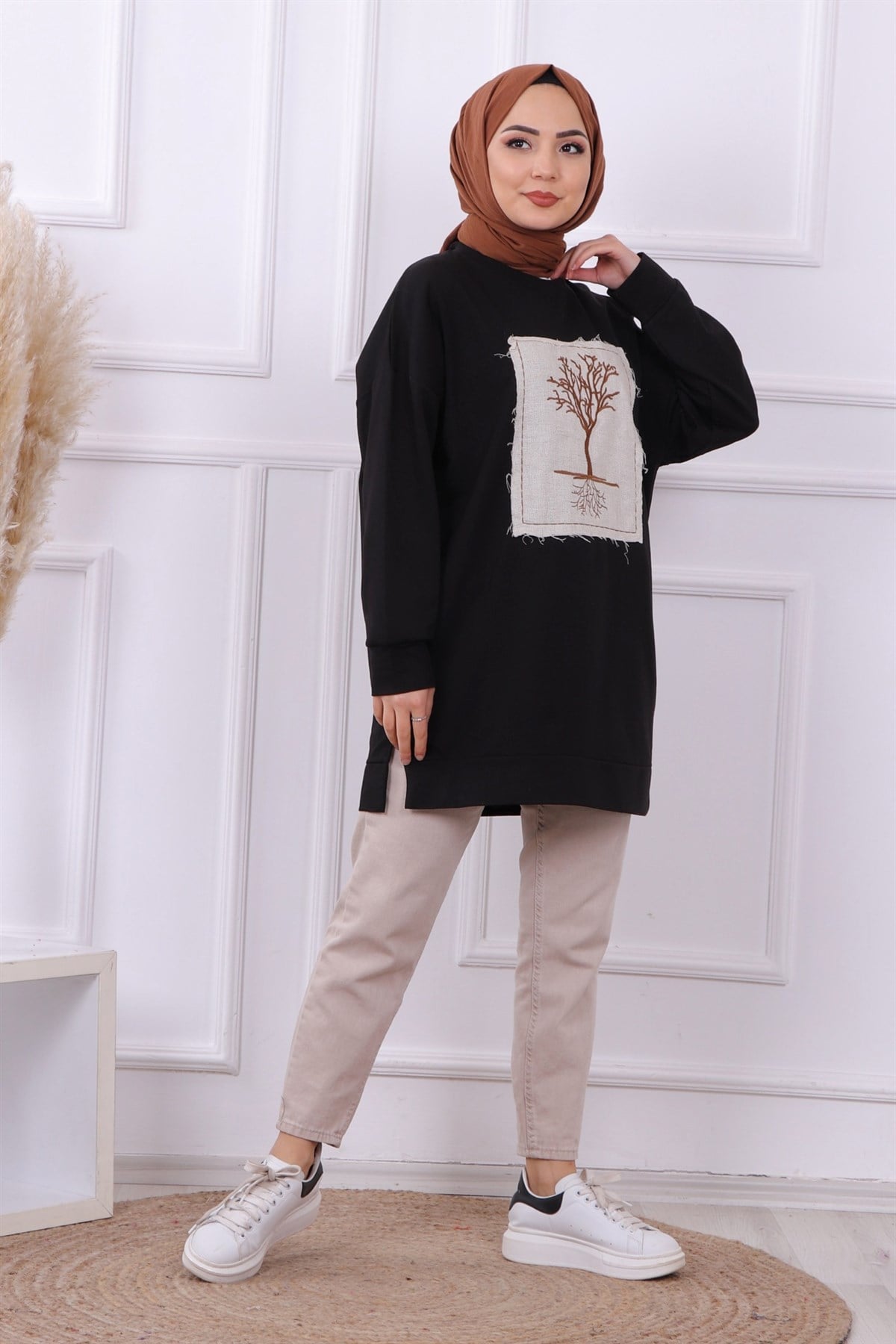 ağaç nakışlı sweat siyah