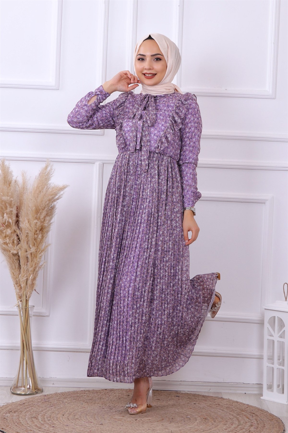 altı pliseli çiçekli elbise mürdüm