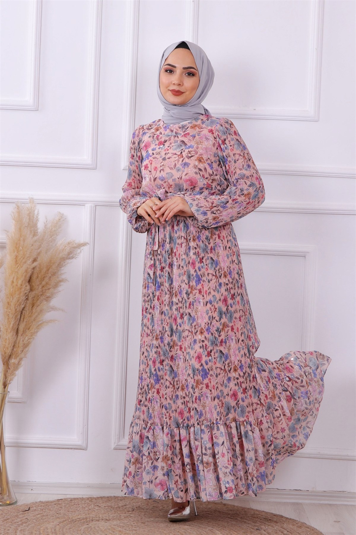 ALTI PLİSELİ ÇİÇEKLİ ELBİSE PEMBE