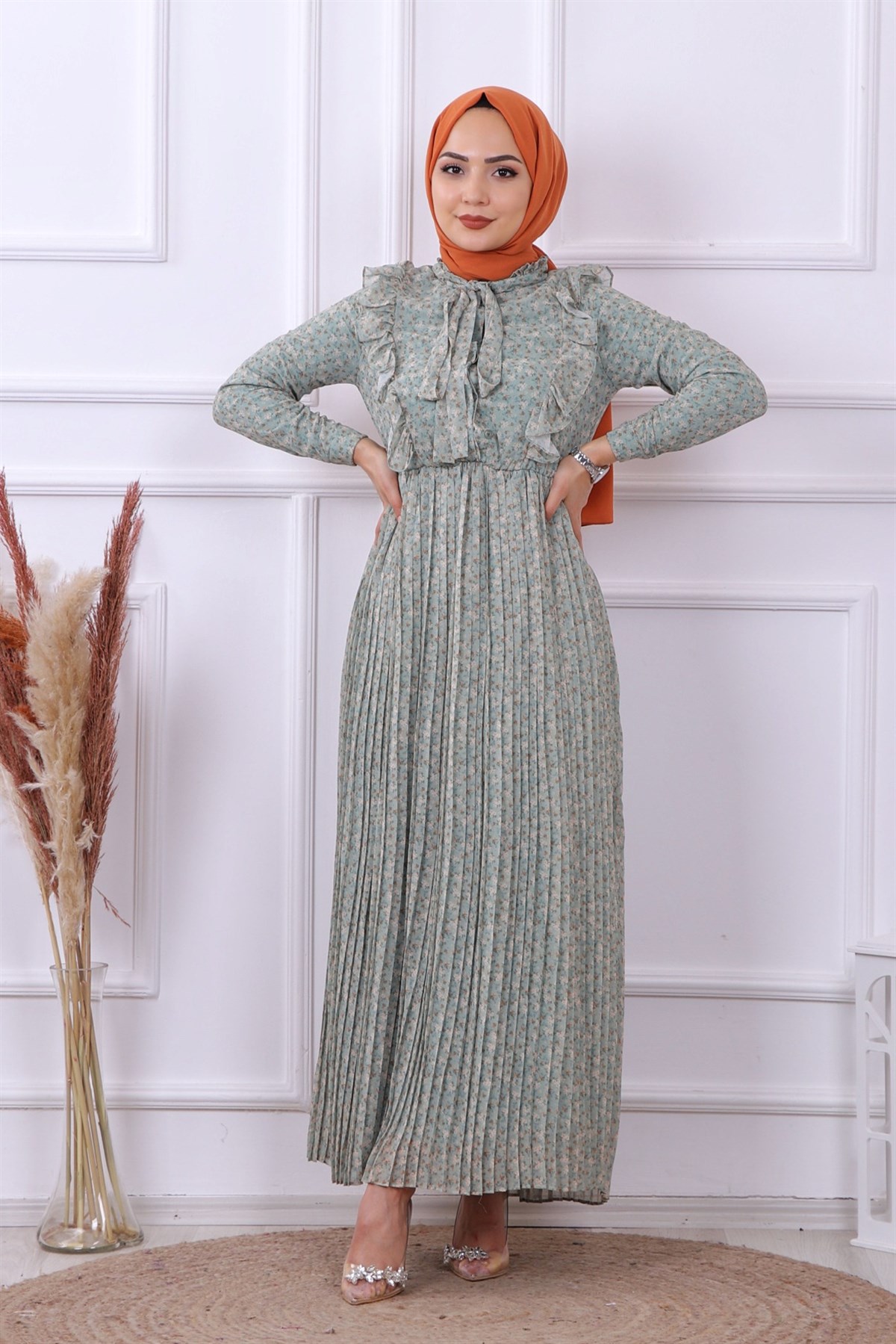 altı pliseli çiçekli elbise yeşil