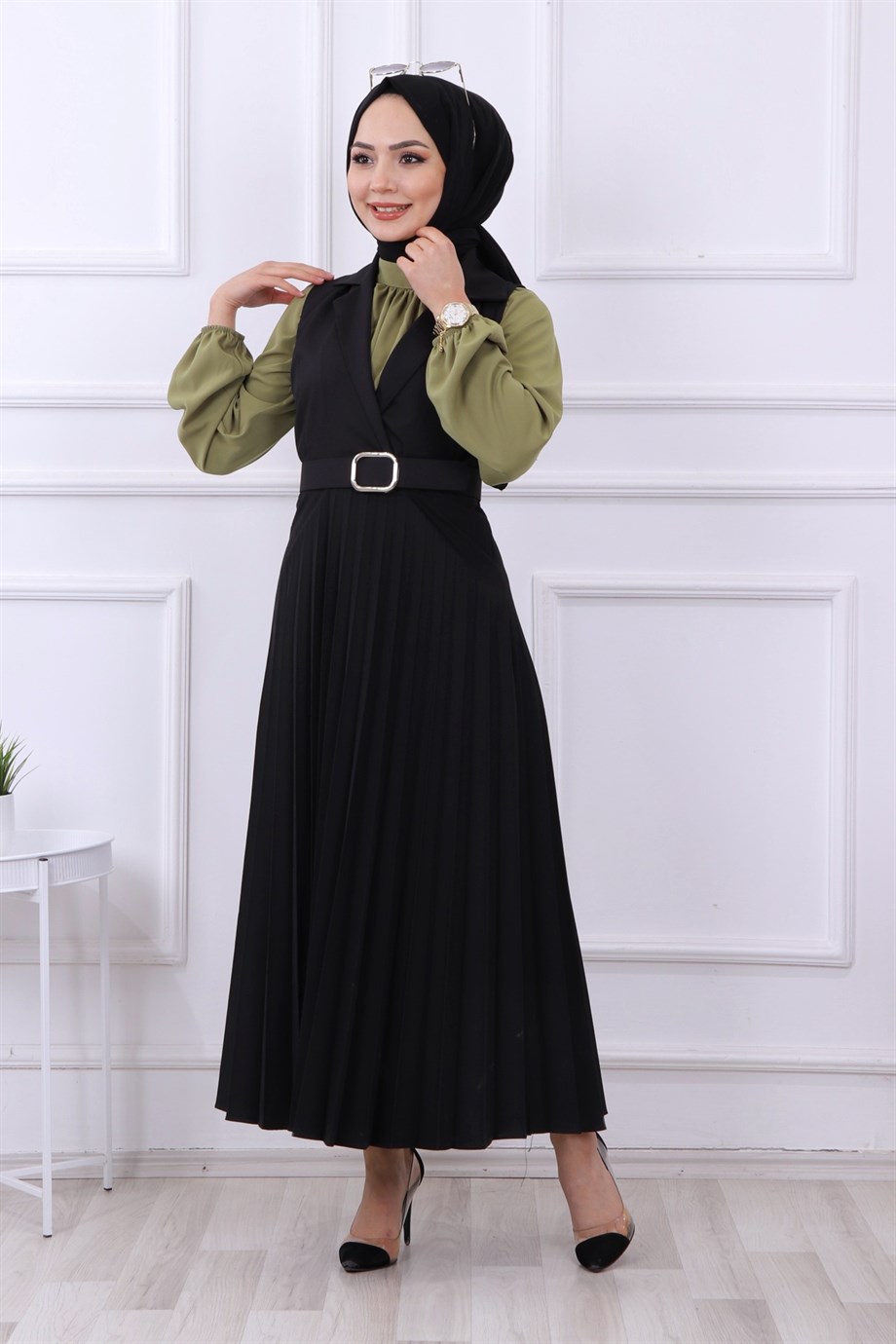 ALTI PLİSELİ JİLE SİYAH