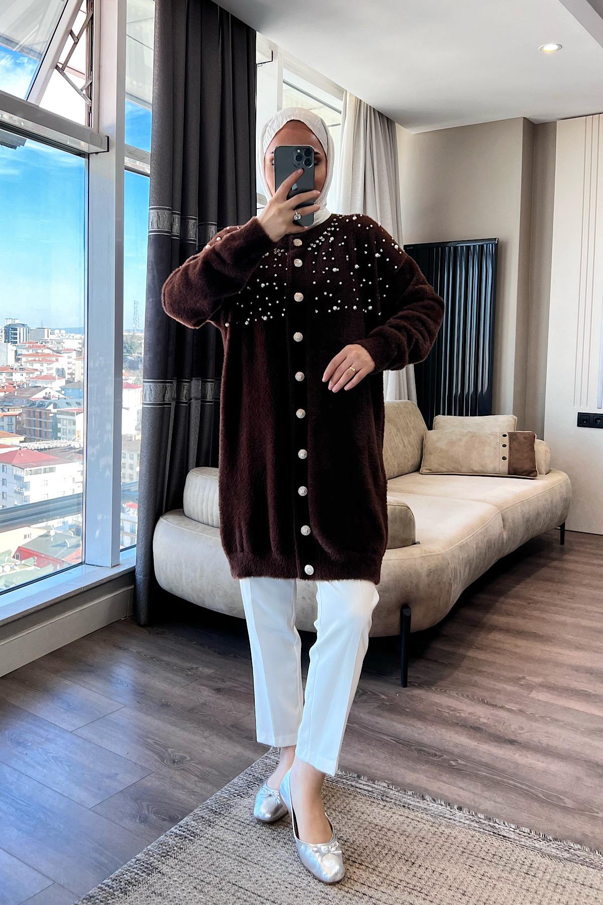 Angora taşlı hırka Kahverengi