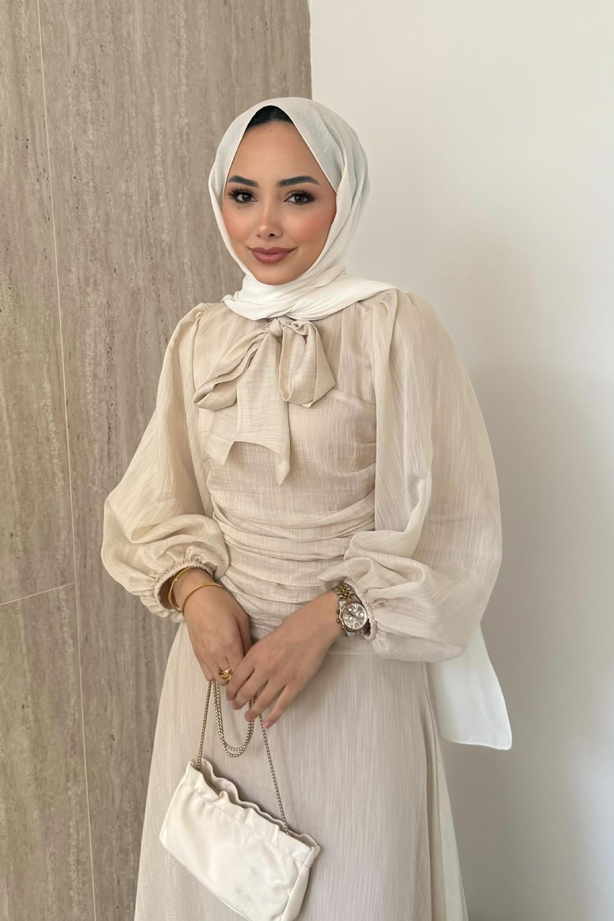 Belden Oturtmalı Elbise TaşDubaiShowroomELBİSELER01914