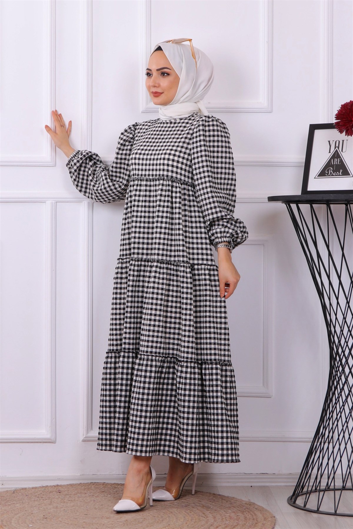 BALON KOL ELBİSE SİYAH BEYAZ