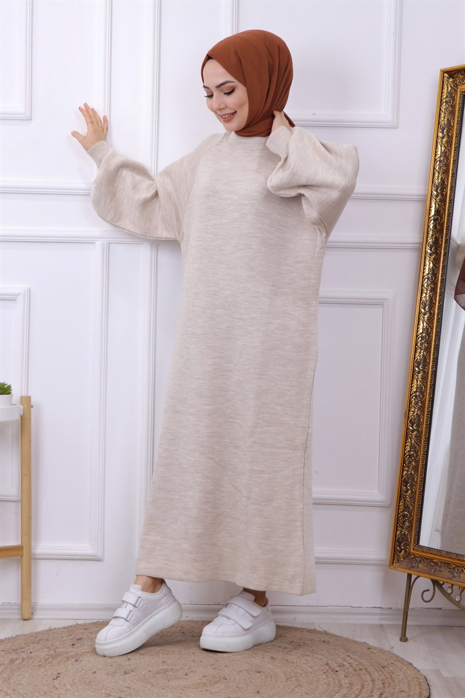 BALON KOL TRİKO ELBİSE TAŞ