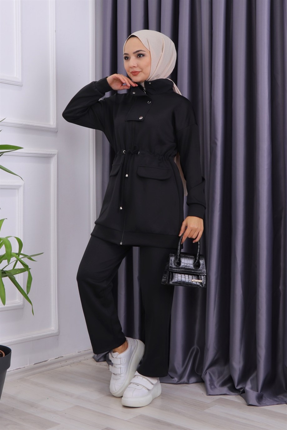BELİ BAĞCIKLI TAKIM SİYAH