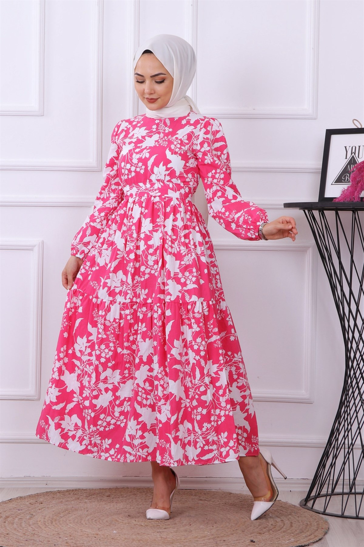 ÇİÇEKLİ ELBİSE PEMBE