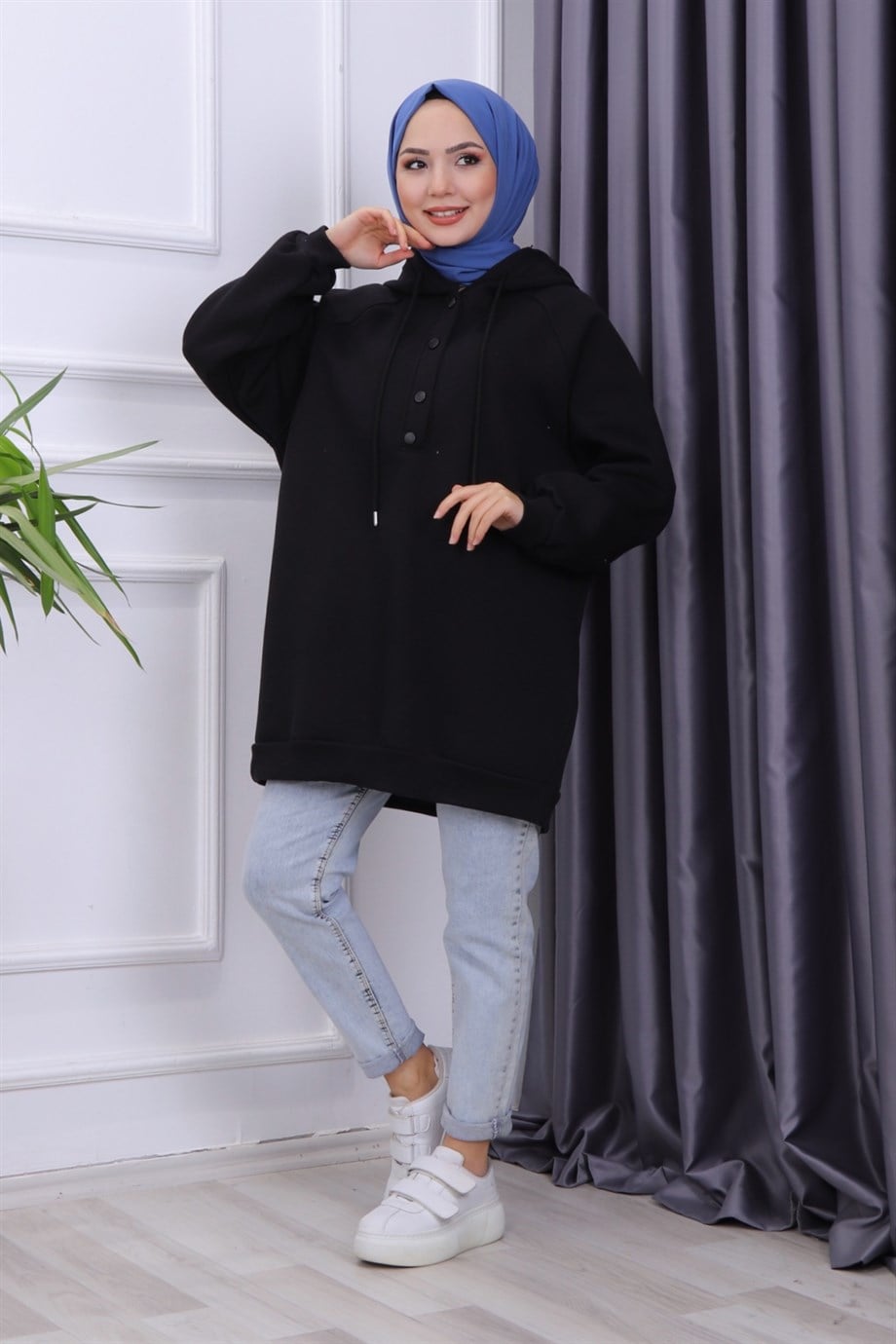 ÇITÇIT YAKA SWEAT SİYAH