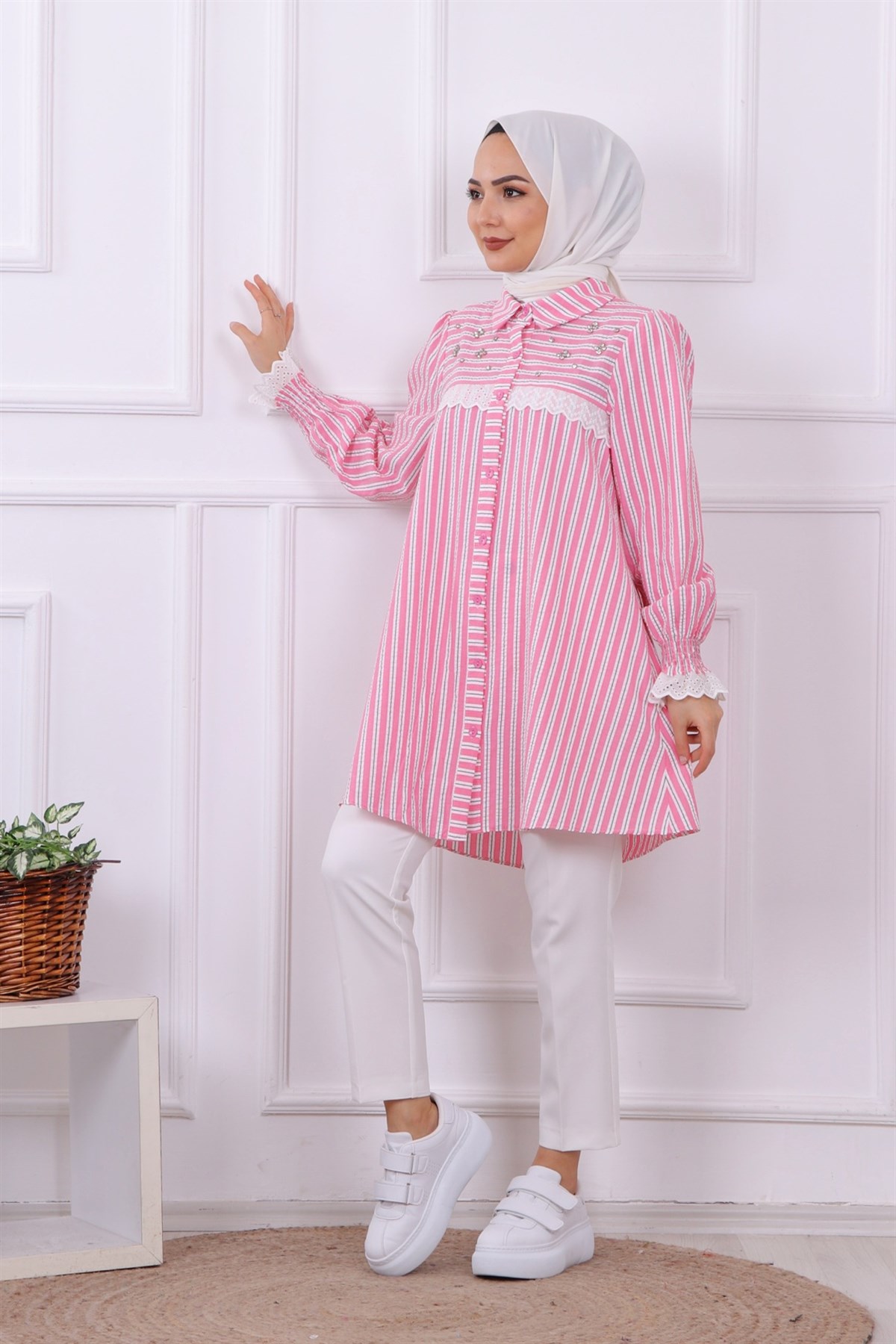 ÇİZGİLİ GÜPÜR TAŞ DETAYLI TUNİK PEMBE