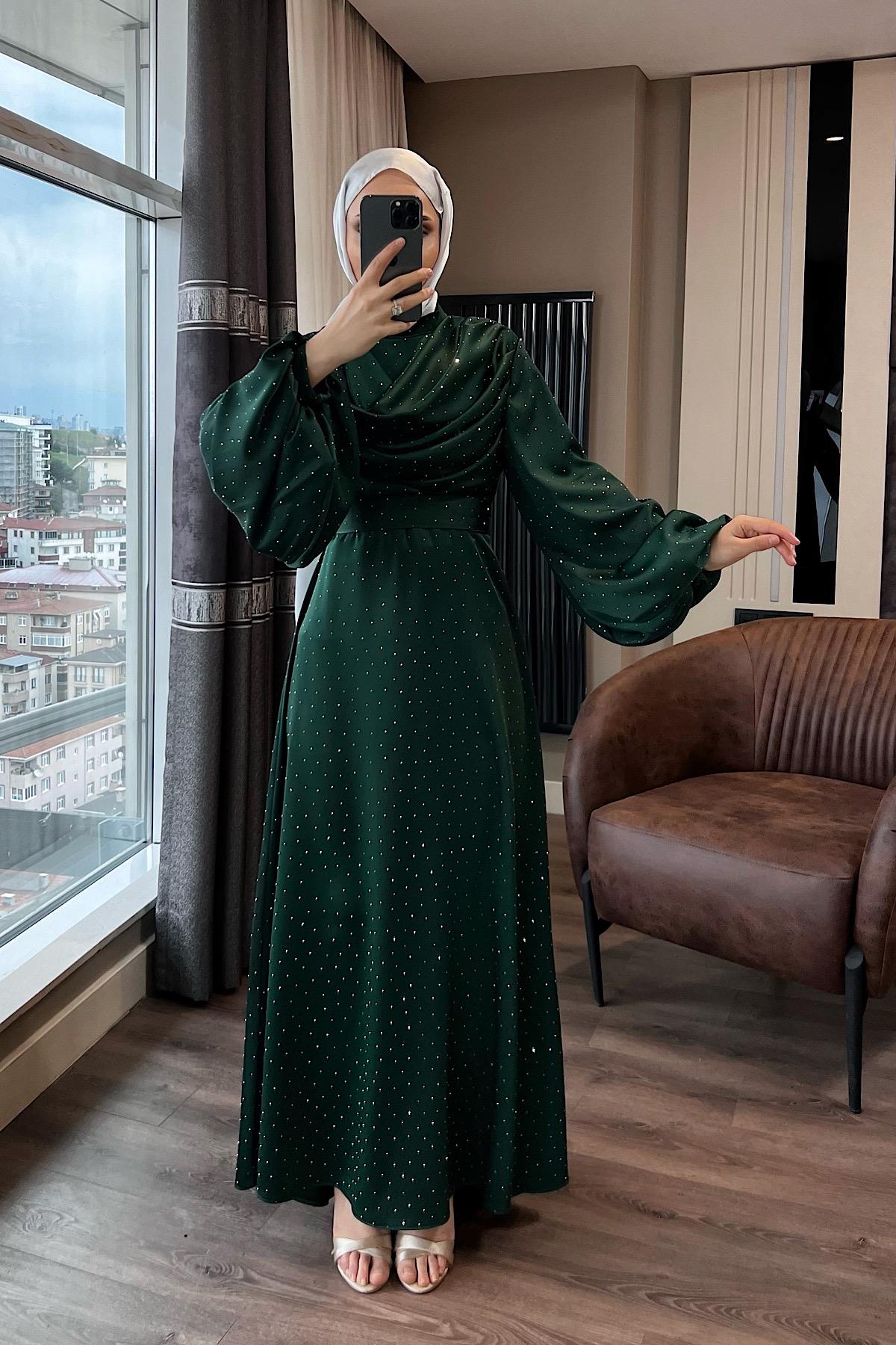 Degaje yaka taşlı Saten Elbise Yeşil