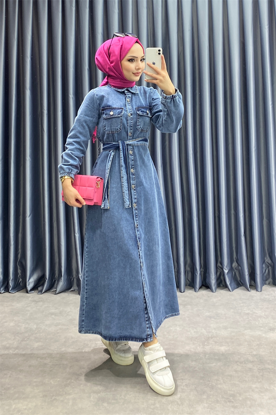 Düğmeli kot elbise