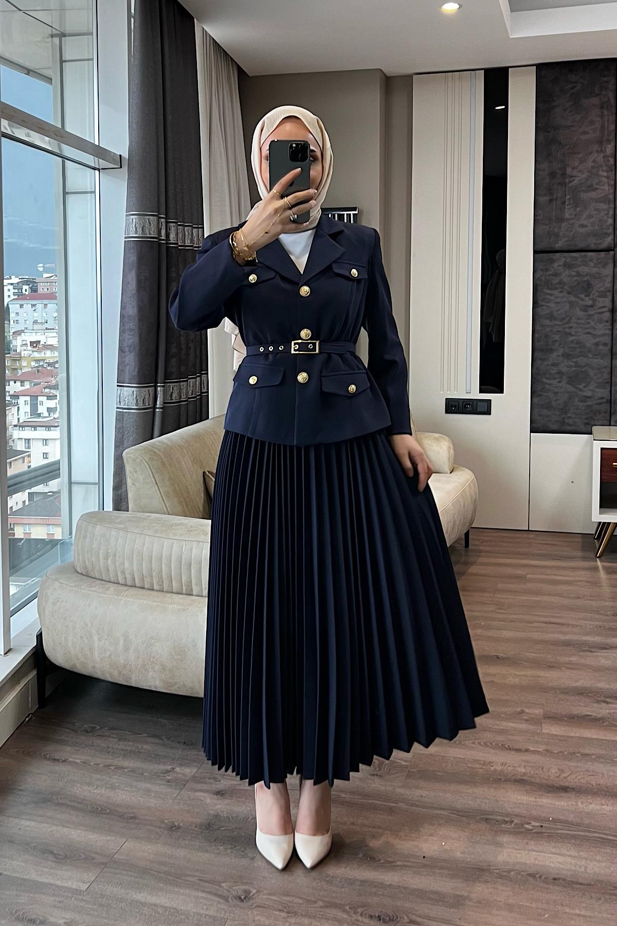 Eteği Pileli İkili Takım Lacivert