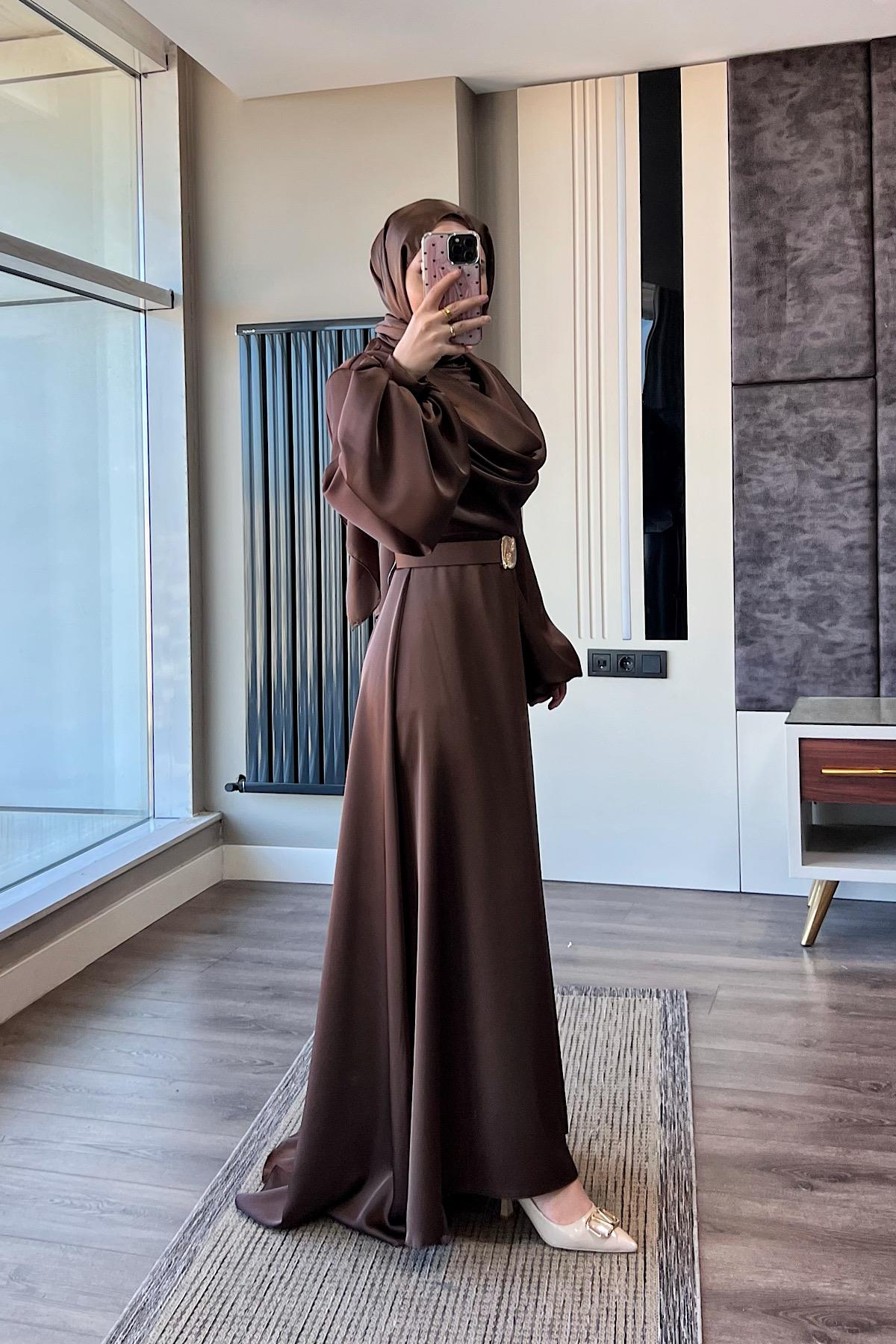 Kemerli Kuyruklu Saten ElbiseDubaiShowroomELBİSELER01162 