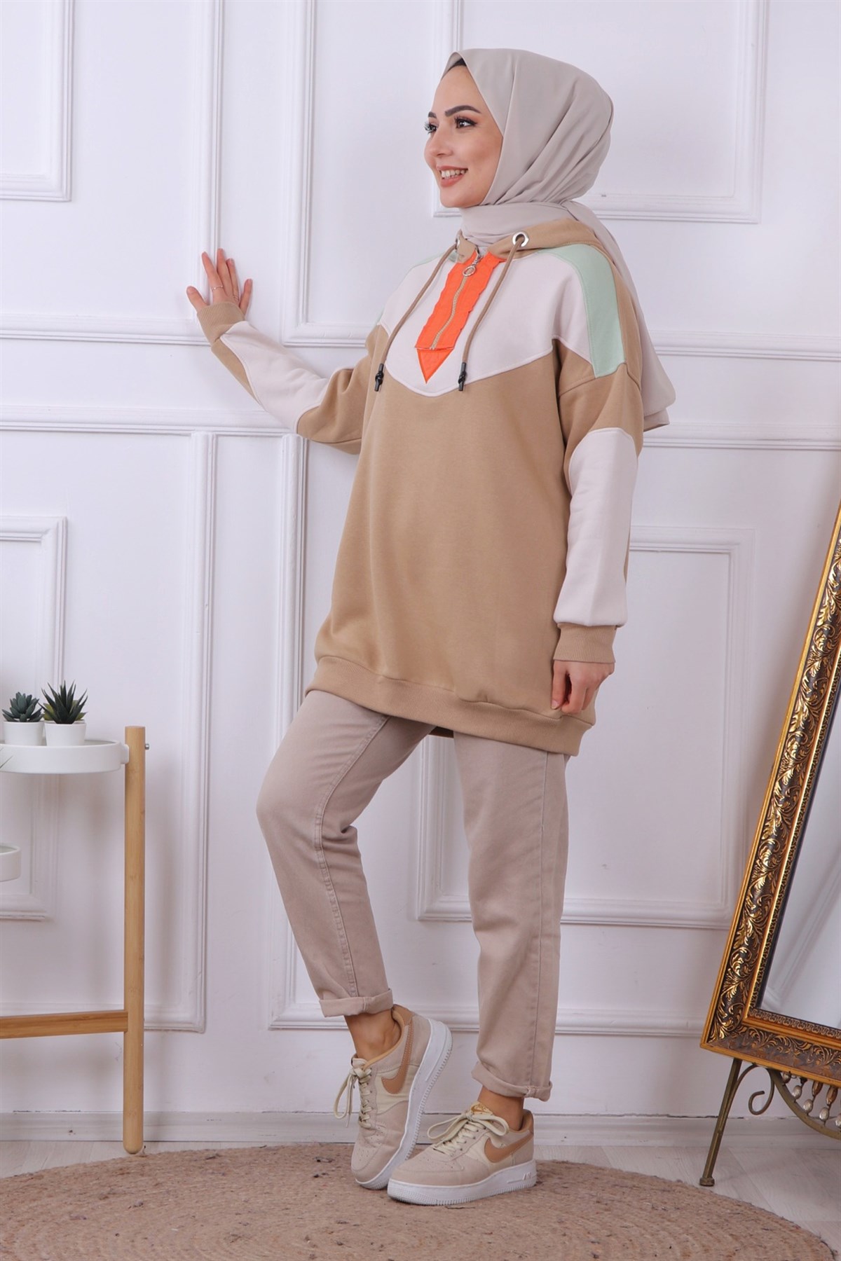 FERMUAR DETAYLI ÜÇ İPLİK TUNİK-