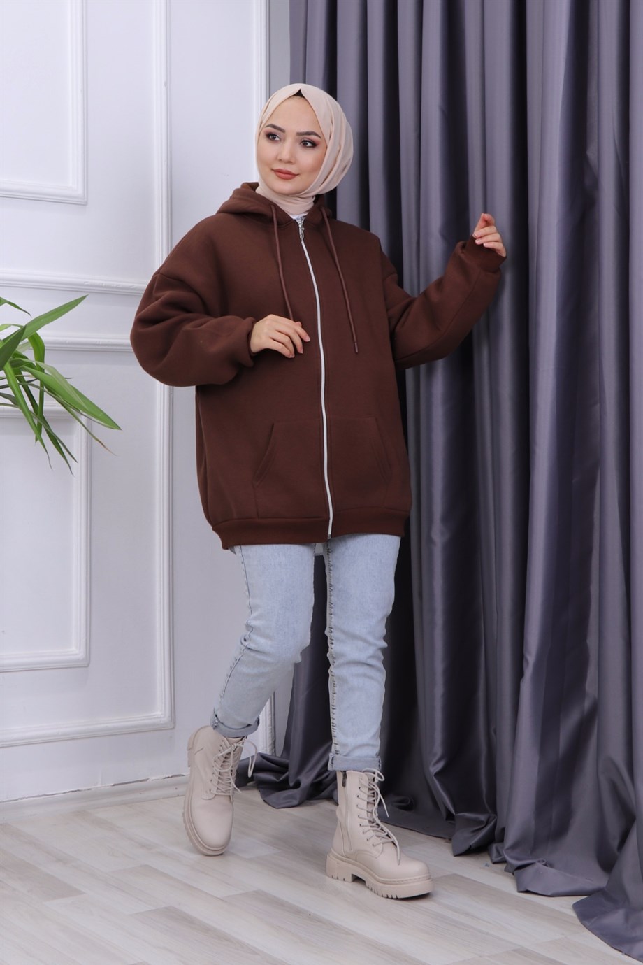 İÇİ ŞARDONLU HIRKA KAHVERENGİ