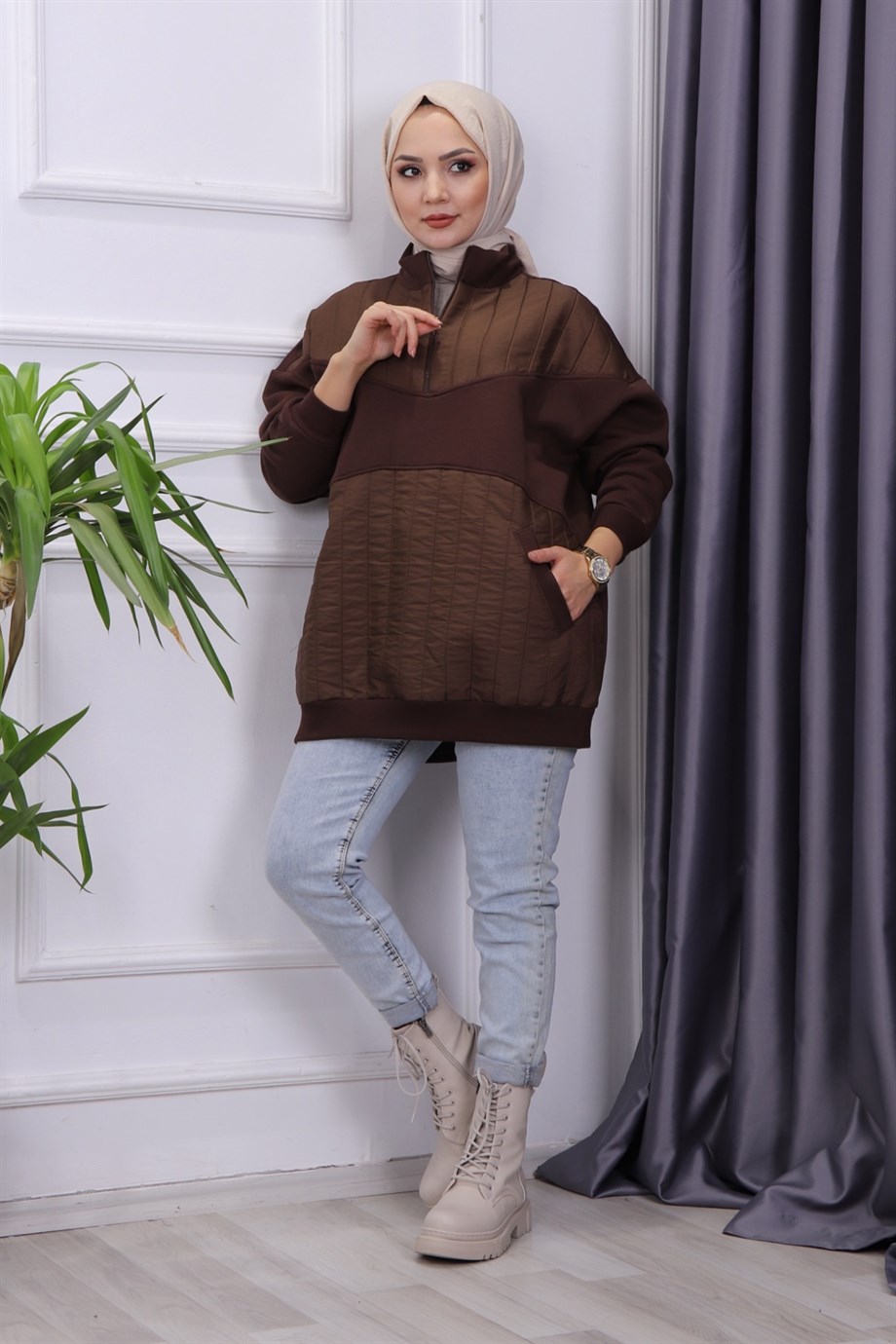 KAPİTONE DETAY SWEAT KAHVERENGİ