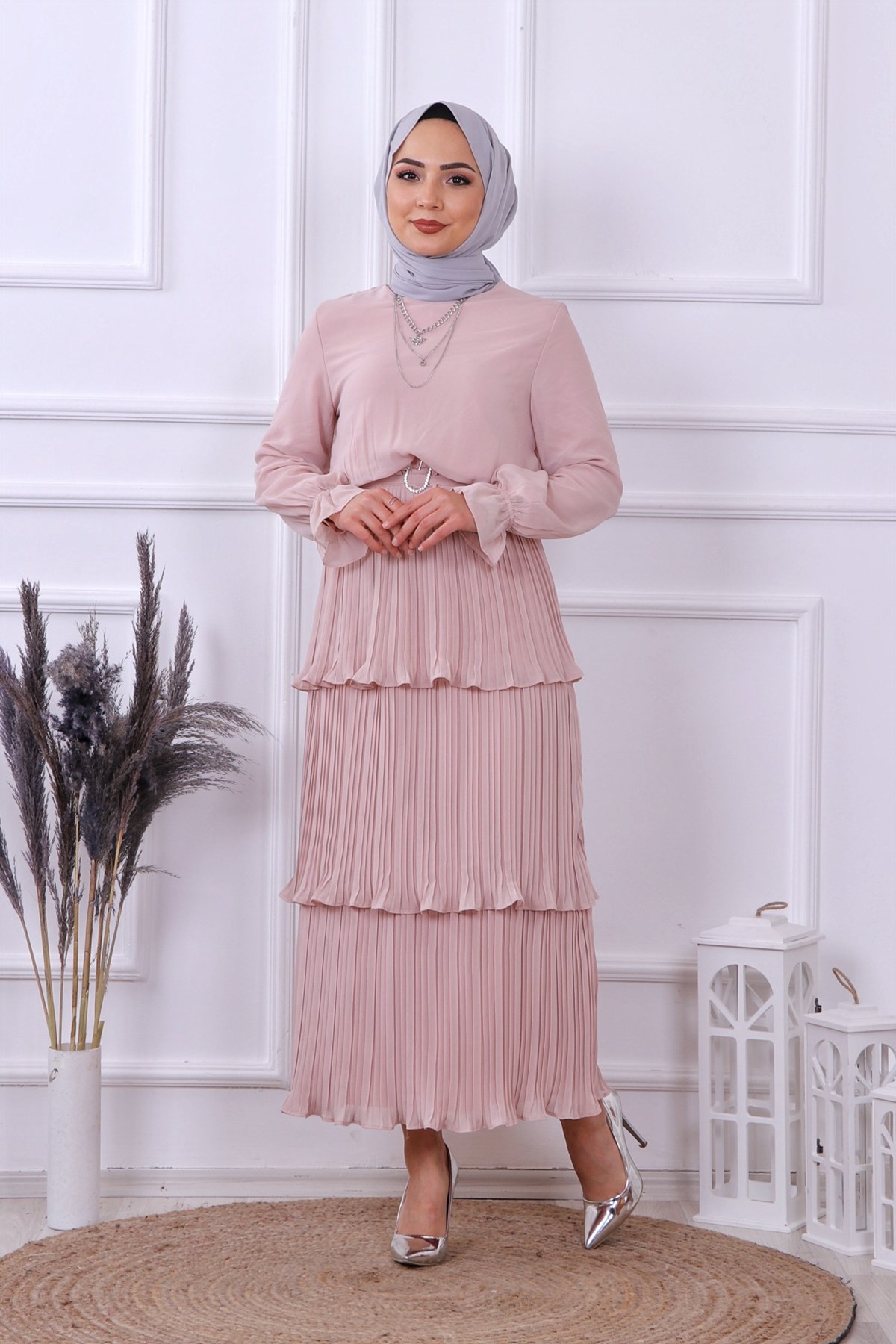 KAT KAT PLİSELİ ELBİSE PUDRA