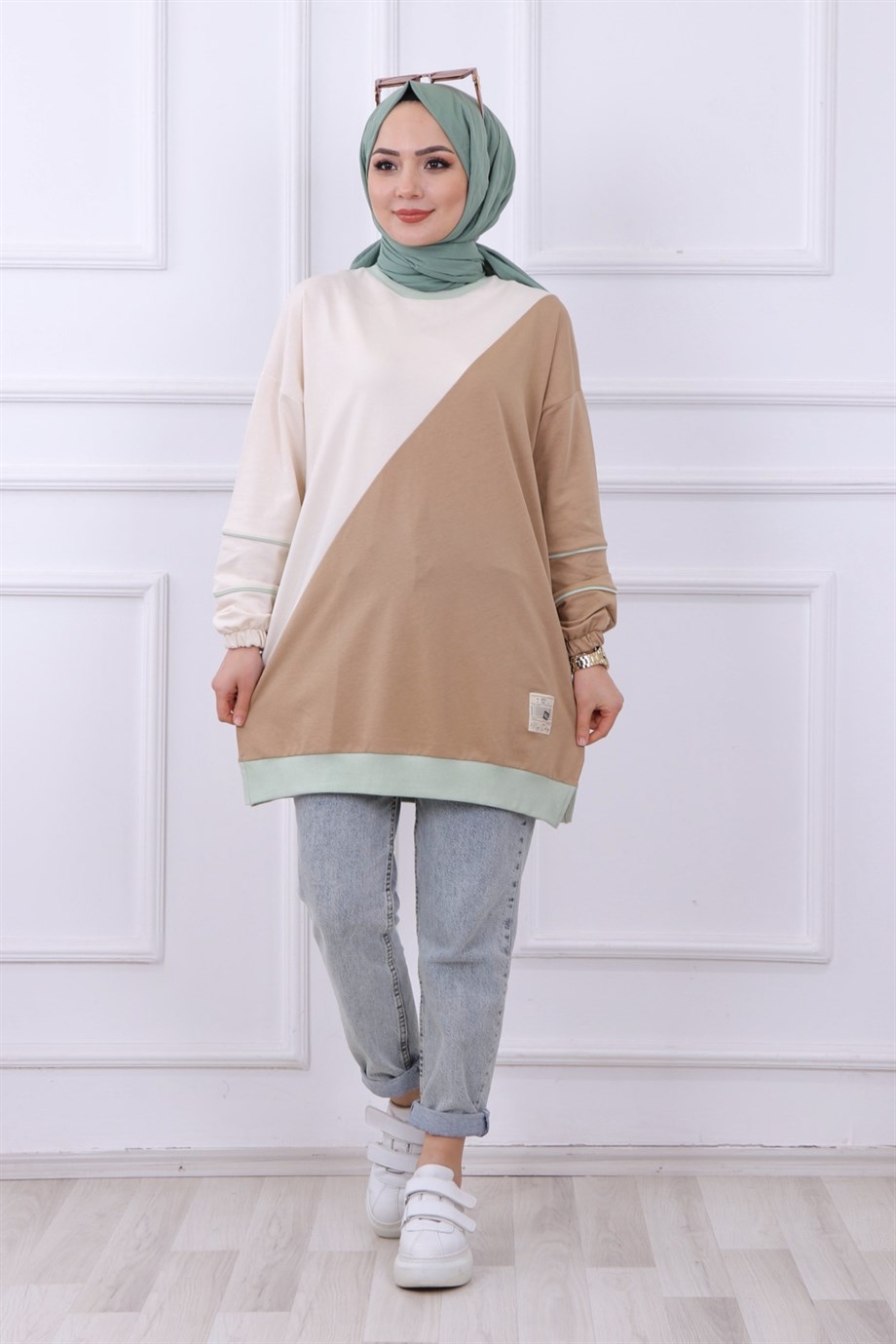 KOLU ÇİZGİ DETAYLI SWEAT VİZON YEŞİL