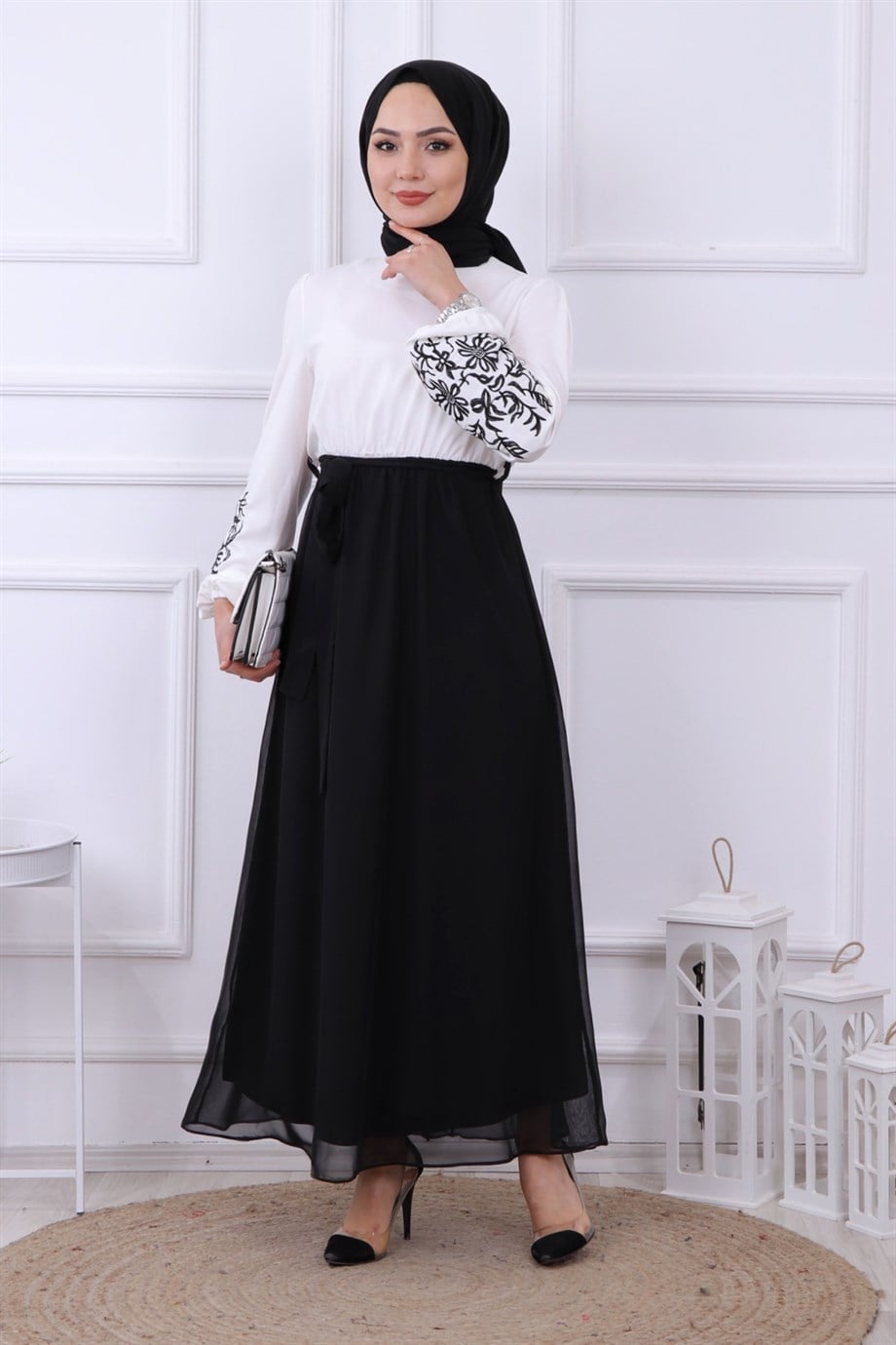 KOLU NAKIŞLI ELBİSE