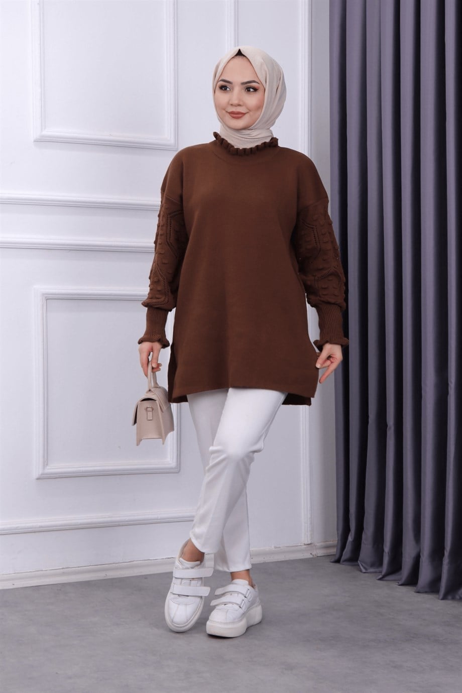kolu ponponlu tunik kahverengi
