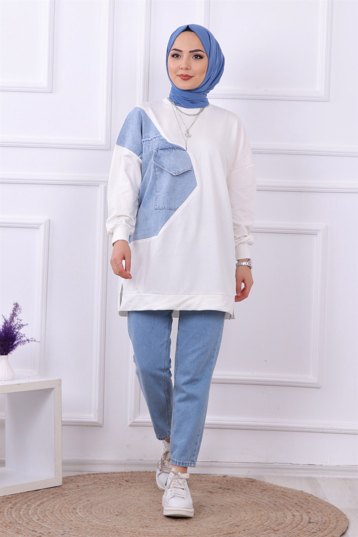 Kot detaylı sweat beyaz
